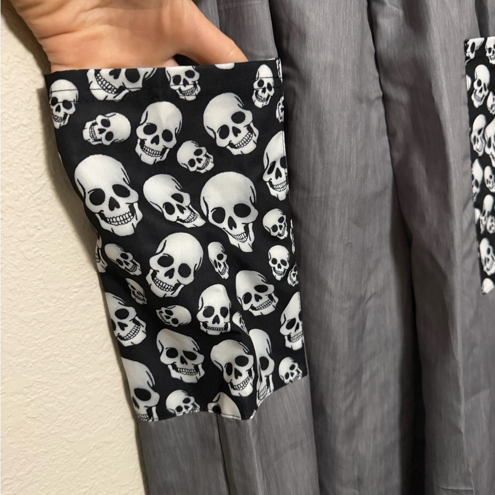 NEW Gray Skull Print Pants - Picture 5 of 6
